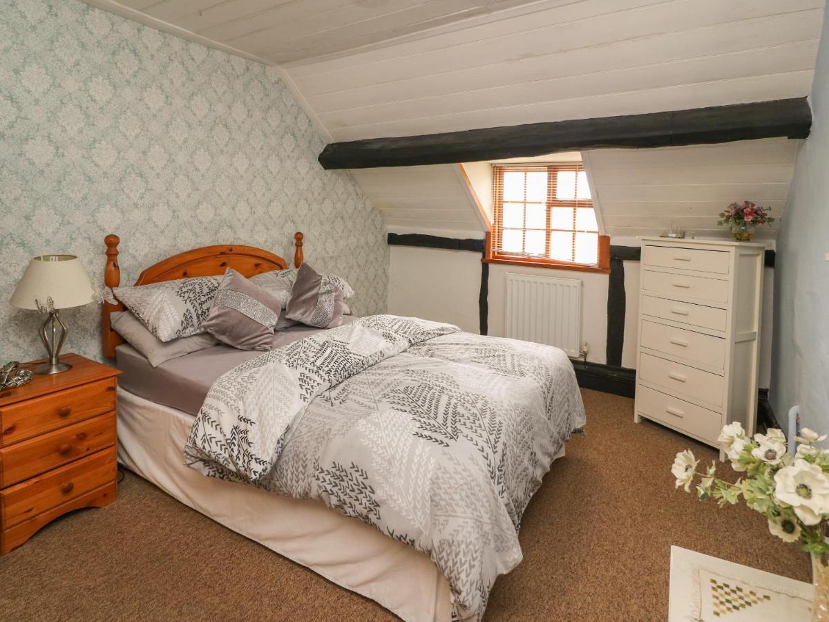Caerau Farm House Llanidloes Exteriör bild