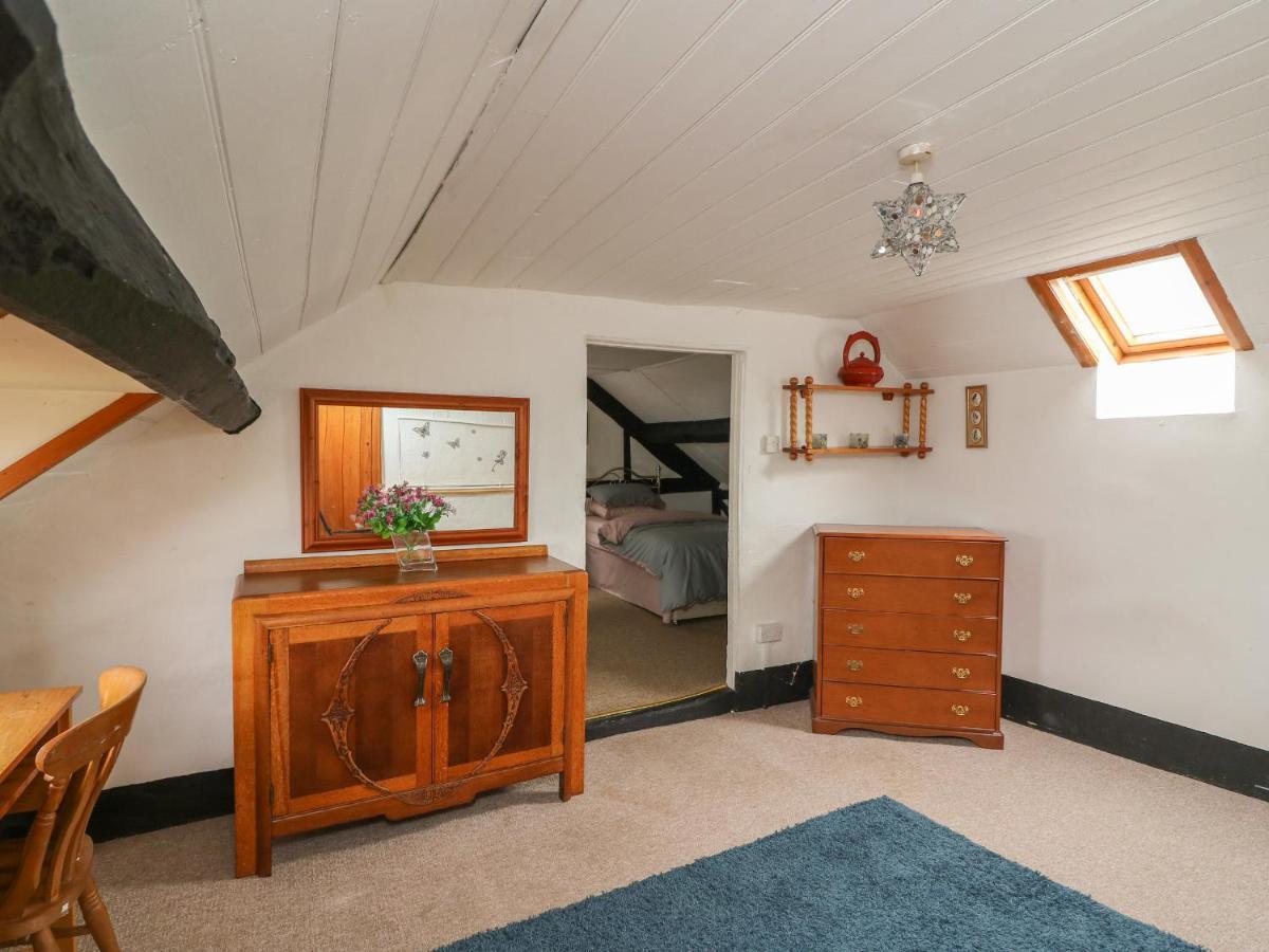 Caerau Farm House Llanidloes Exteriör bild
